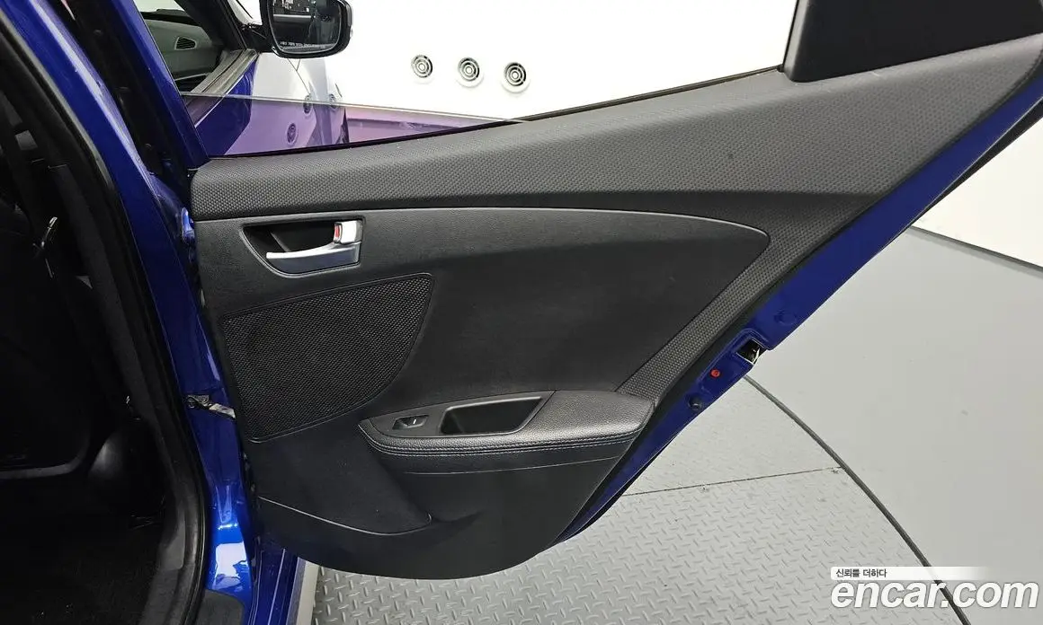 Hyundai Veloster 2012 1.6 АКПП, фото 14