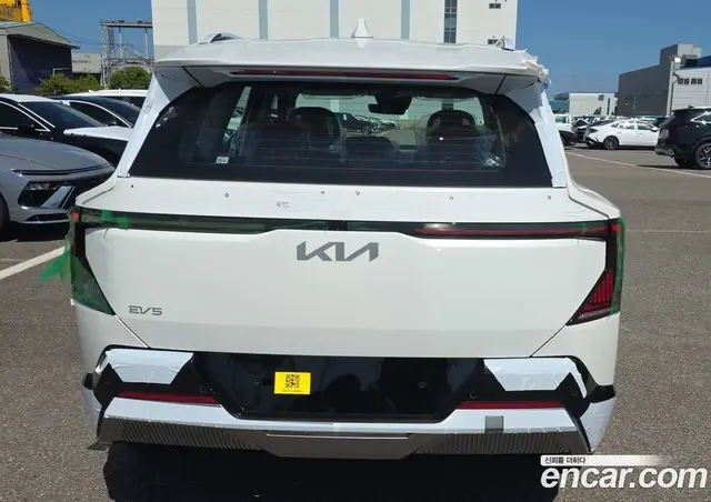Kia EV5 2026 0.1 АКПП, миниатюра 3