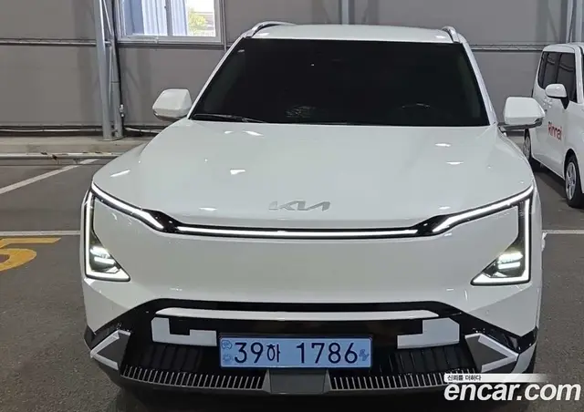 Kia EV5 2026 0.1 АКПП, миниатюра 9