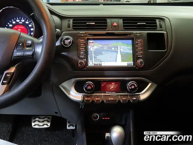 Kia Pride 2014 1.6 АКПП, миниатюра 11