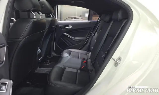 Mercedes-Benz A-Class 2016 1.6 АКПП, миниатюра 12