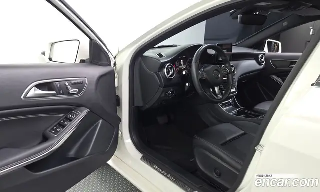 Mercedes-Benz A-Class 2016 1.6 АКПП, миниатюра 10 Mercedes-Benz A-Class 2016 1.6 АКПП, миниатюра 10