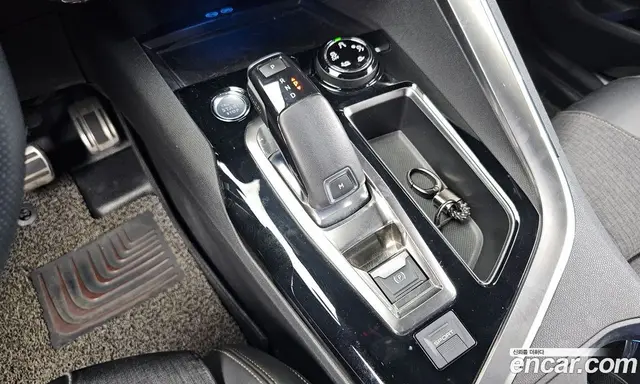 Peugeot 3008 2019 1.5 АКПП, миниатюра 9