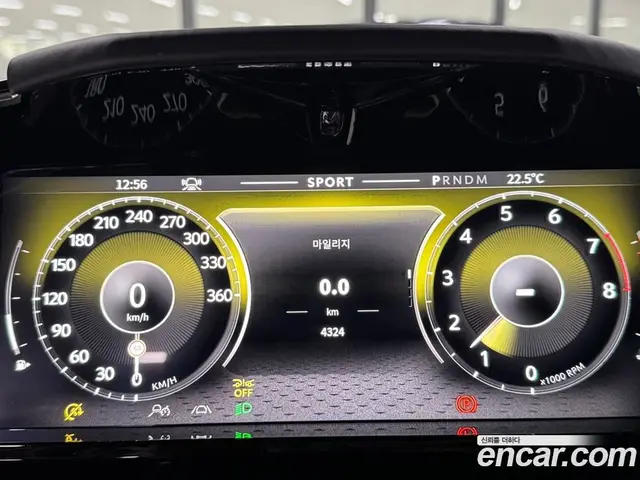 Aston Martin Vantage 2025 4.0 АКПП, миниатюра 6