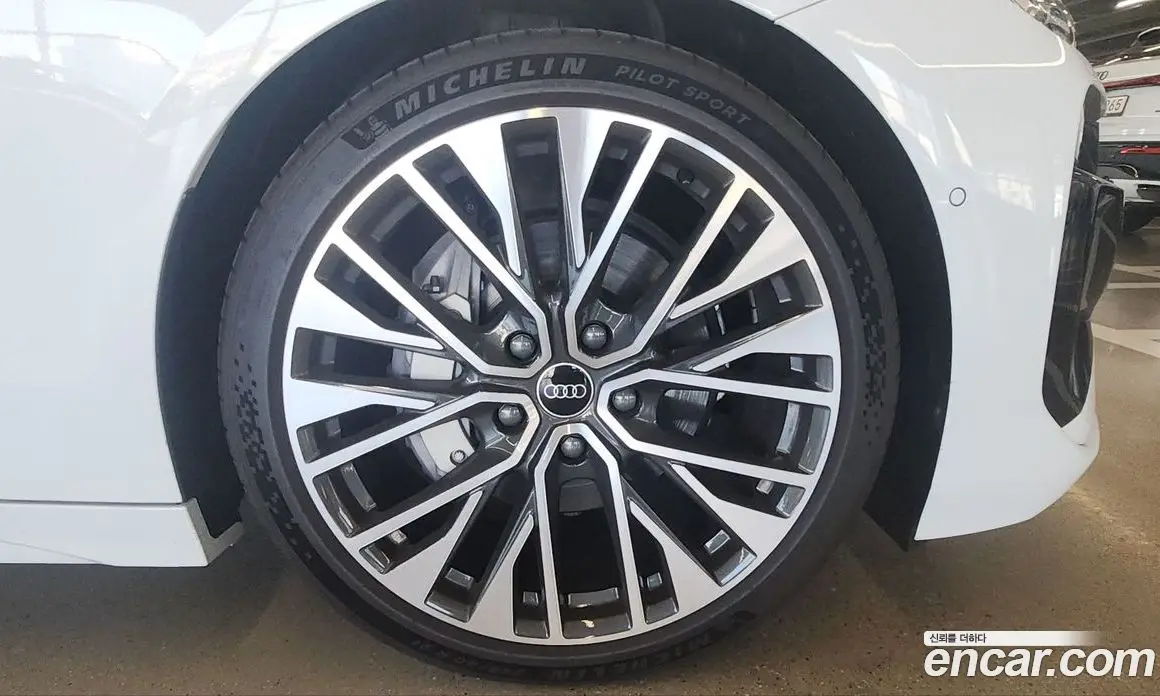 Audi A6 e-tron 2025 1.0 АКПП, фото 14