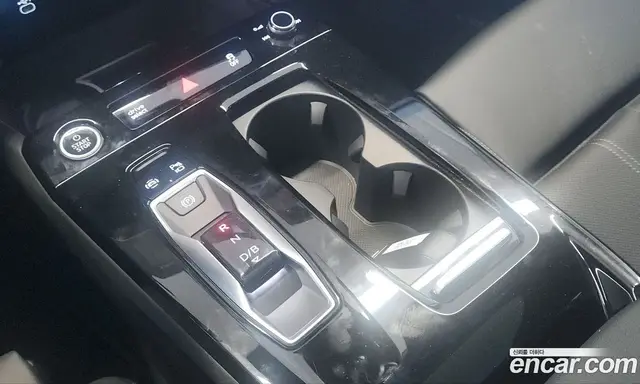 Audi A6 e-tron 2025 1.0 АКПП, миниатюра 8