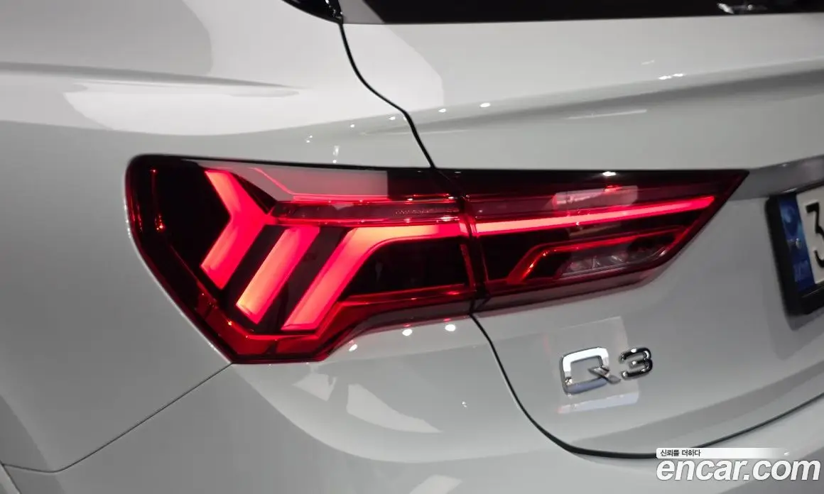 Audi Q3 2022 2.0 АКПП, фото 8