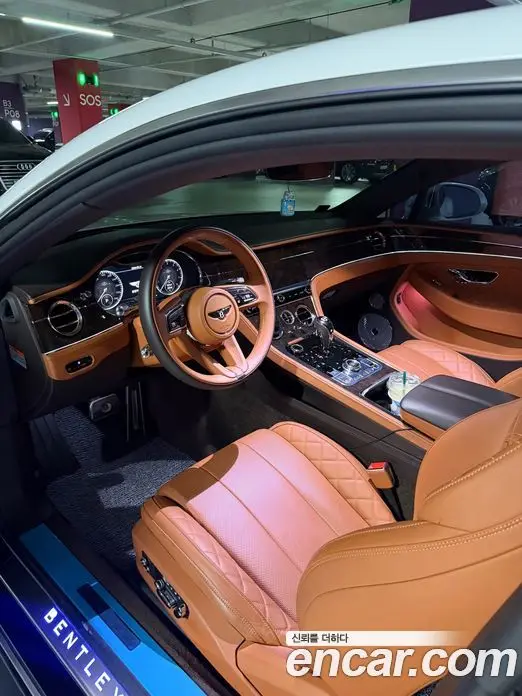 Bentley Continental 2022 4.0 АКПП, миниатюра 8