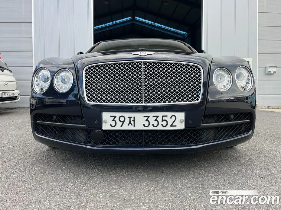 Bentley Flying Spur 2018 4.0 АКПП, фото 5