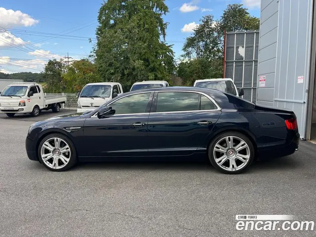 Bentley Flying Spur 2018 4.0 АКПП, миниатюра 8