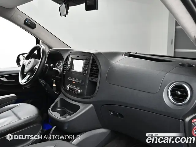 Mercedes-Benz V-Class 2016 2.0 АКПП, миниатюра 7