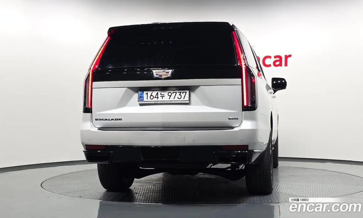 Cadillac Escalade 2024 6.2 АКПП, фото 3