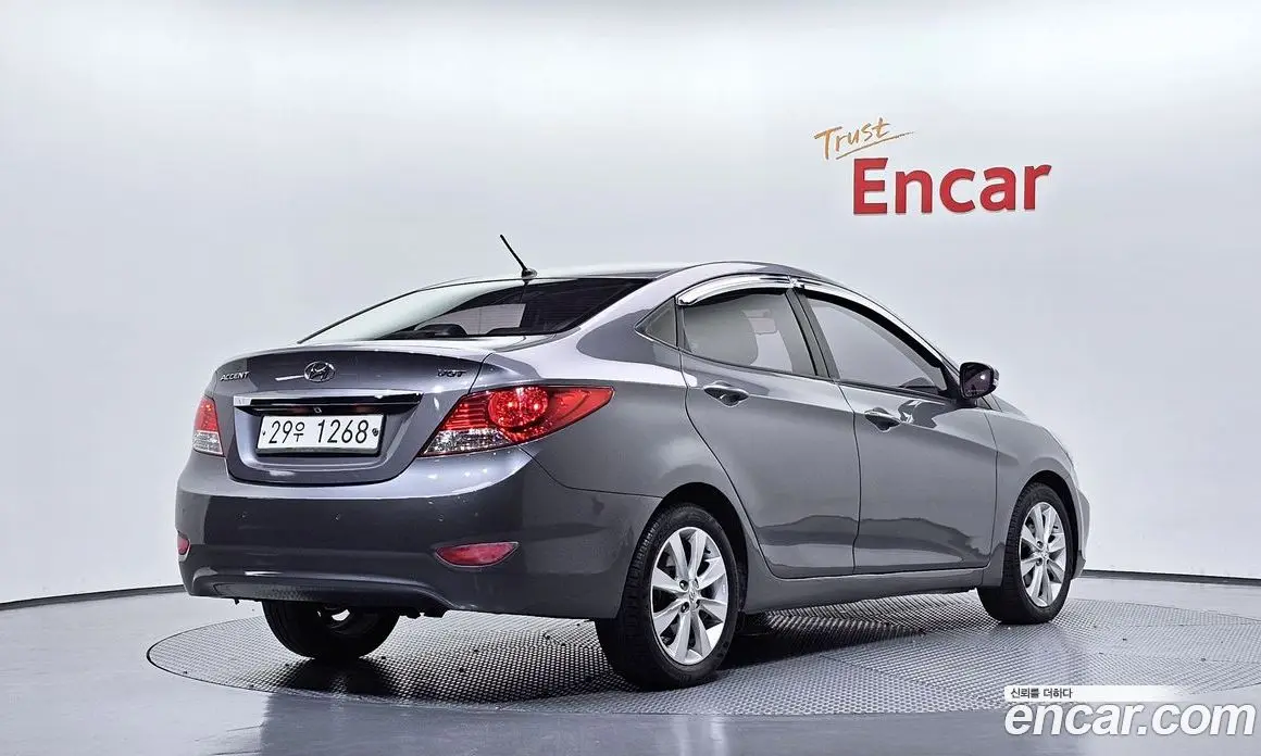 Hyundai Accent 2013 1.6 АКПП, фото 2 Hyundai Accent 2013 1.6 АКПП, фото 2