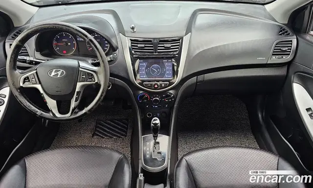 Hyundai Accent 2013 1.6 АКПП, миниатюра 10 Hyundai Accent 2013 1.6 АКПП, миниатюра 10