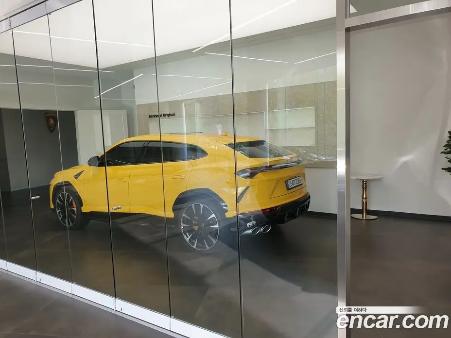 Lamborghini Urus 2021 4.0 АКПП, фото 17