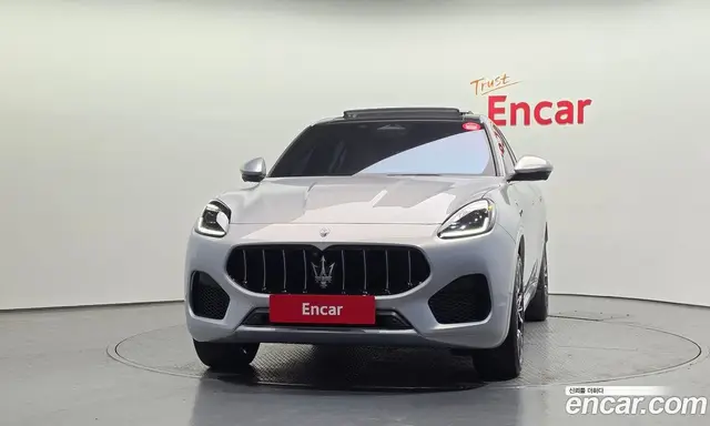 Maserati Grecale 2023 2.0 АКПП, миниатюра 3 Maserati Grecale 2023 2.0 АКПП, миниатюра 3