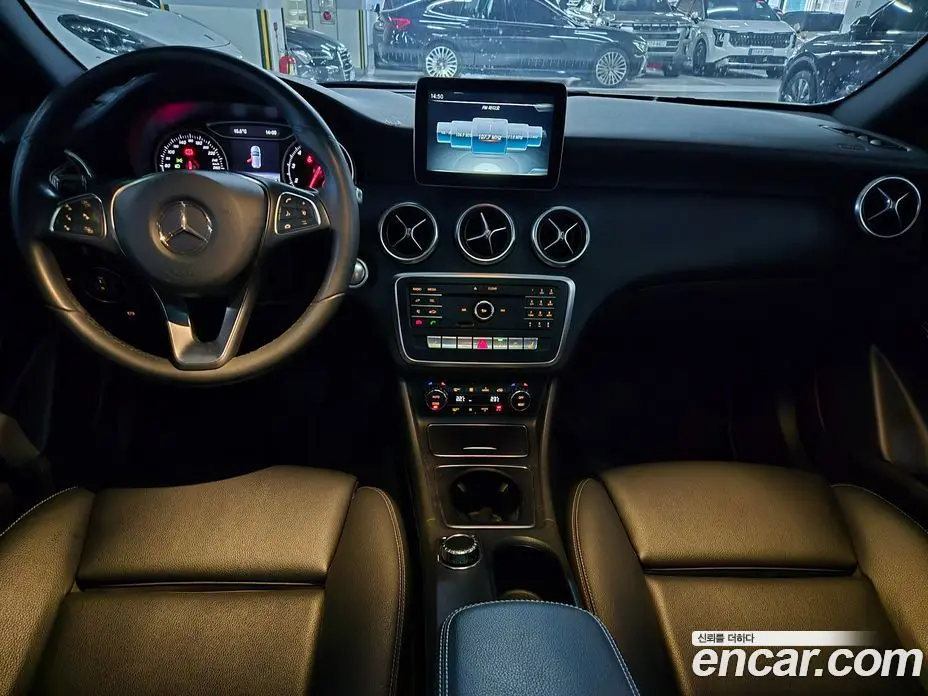 Mercedes-Benz A-Class 2017 1.6 АКПП, фото 8