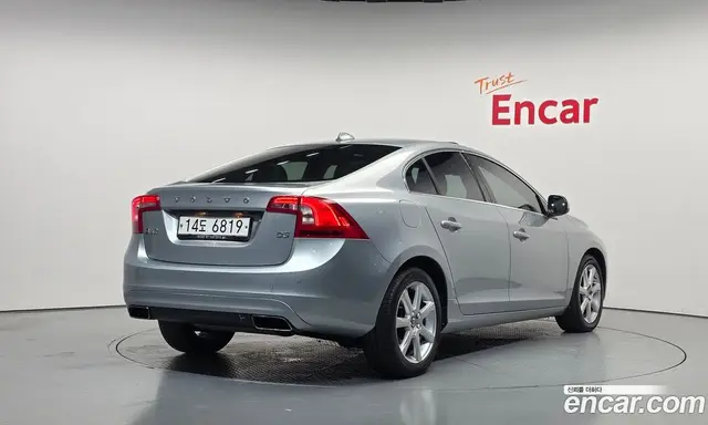 Volvo S60 2017 2.0 АКПП, миниатюра 2