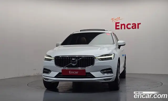 Volvo XC60 2018 2.0 АКПП, миниатюра 3