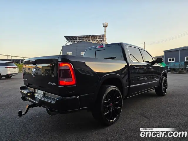 Dodge Ram Pick Up 2018 5.7 АКПП, миниатюра 2