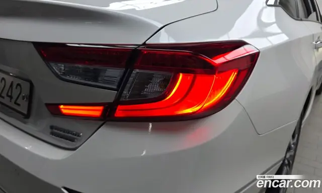 Honda Accord 2019 2.0 АКПП, миниатюра 8 Honda Accord 2019 2.0 АКПП, миниатюра 8