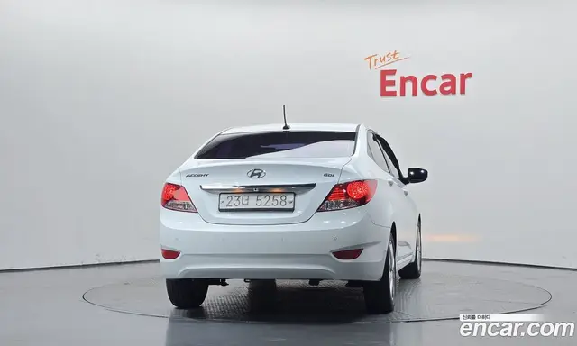 Hyundai Accent 2011 1.6 АКПП, миниатюра 4 Hyundai Accent 2011 1.6 АКПП, миниатюра 4