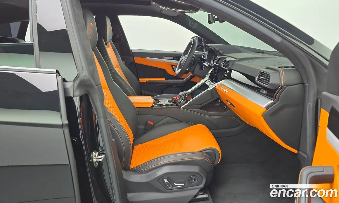 Lamborghini Urus 2022 4.0 АКПП, фото 16