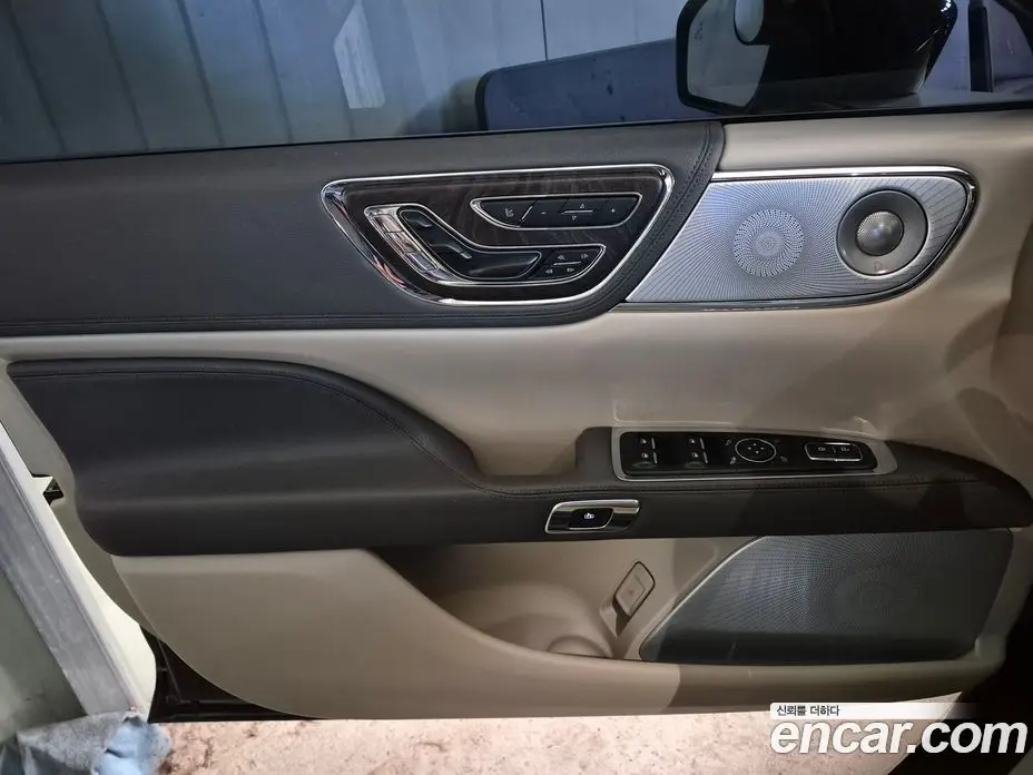 Lincoln Continental 2019 3.0 АКПП, фото 8