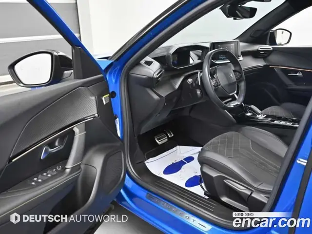 Peugeot 2008 2021 1.5 АКПП, миниатюра 11