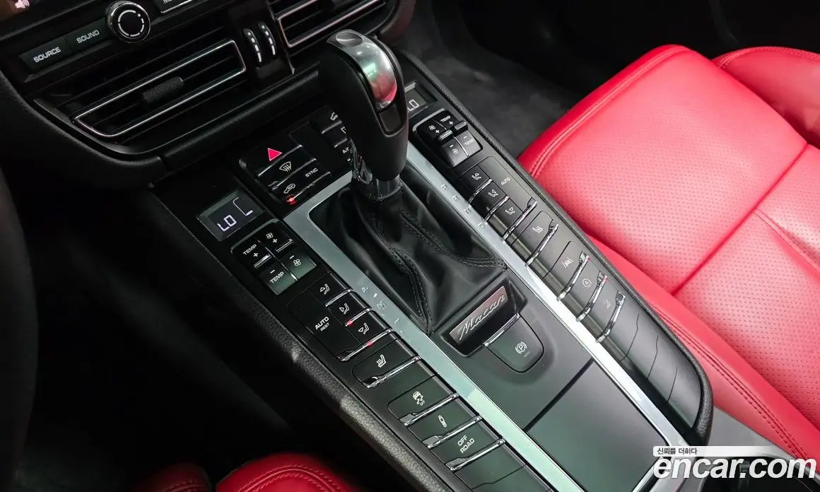 Porsche Macan 2021 2.0 АКПП, фото 12