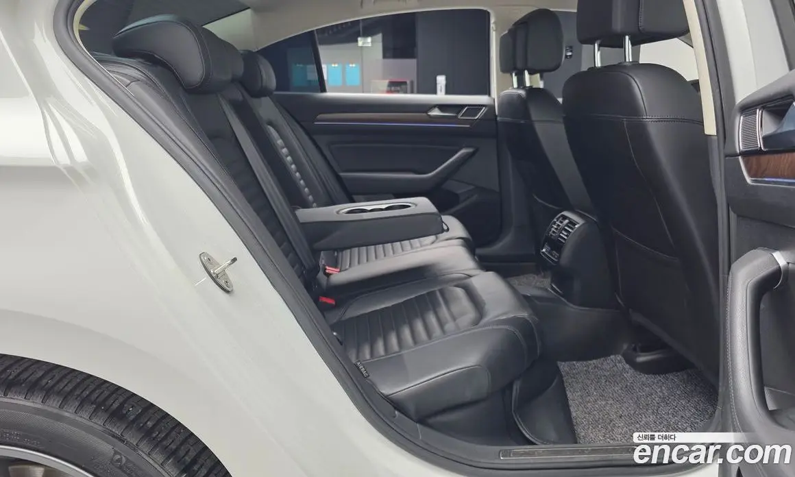 Volkswagen Passat 2018 2.0 АКПП, фото 12
