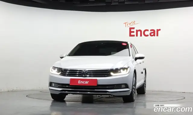 Volkswagen Passat 2018 2.0 АКПП, миниатюра 3