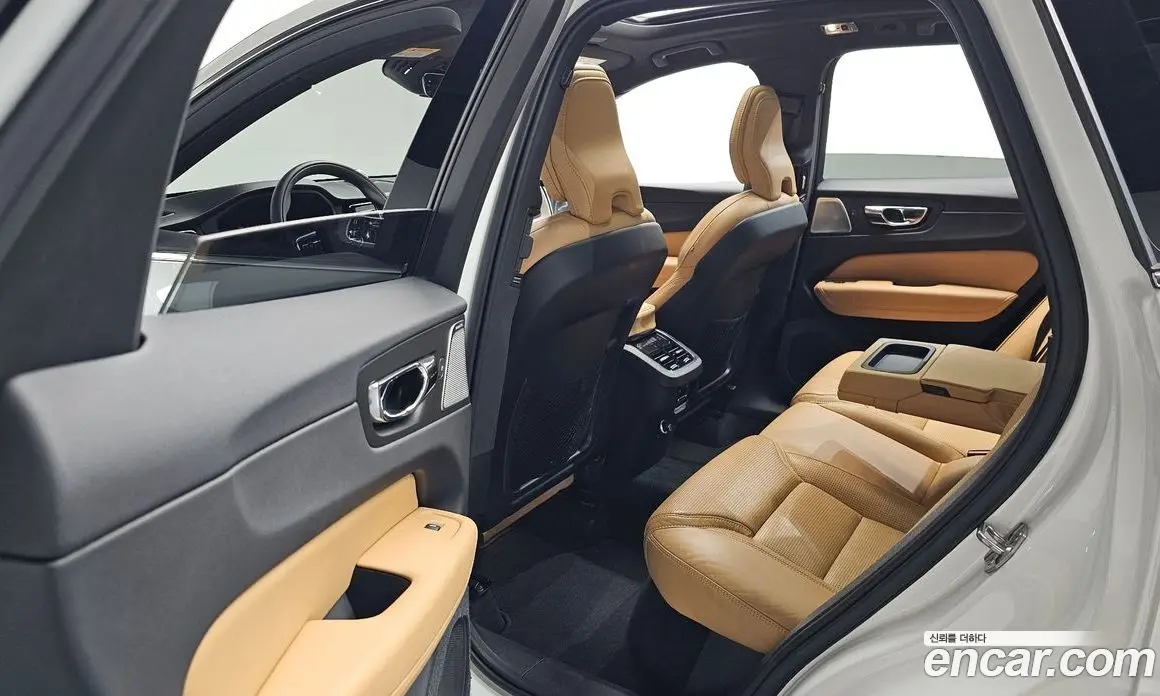 Volvo XC60 2019 2.0 АКПП, фото 17 Volvo XC60 2019 2.0 АКПП, фото 17