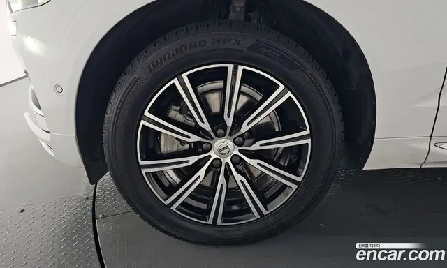 Volvo XC60 2019 2.0 АКПП, миниатюра 4 Volvo XC60 2019 2.0 АКПП, миниатюра 4
