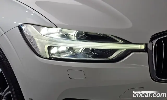 Volvo XC60 2019 2.0 АКПП, миниатюра 7 Volvo XC60 2019 2.0 АКПП, миниатюра 7
