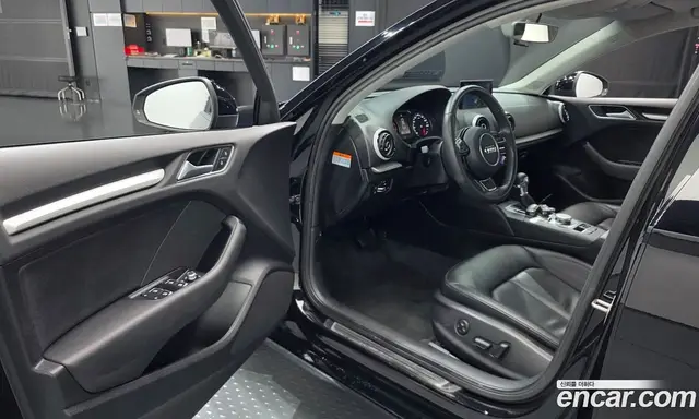 Audi A3 2016 2.0 АКПП, миниатюра 12