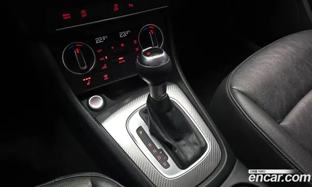 Audi Q3 2015 2.0 АКПП, миниатюра 9