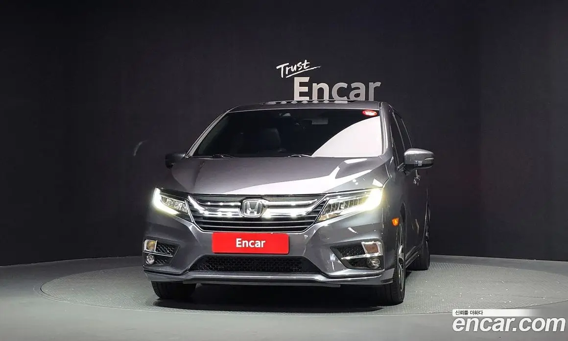 Honda Odyssey 2018 3.5 АКПП, фото 3