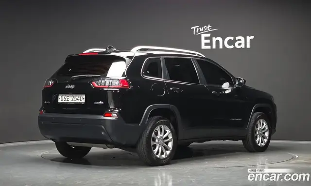 Jeep Cherokee 2019 2.4 АКПП, миниатюра 2 Jeep Cherokee 2019 2.4 АКПП, миниатюра 2