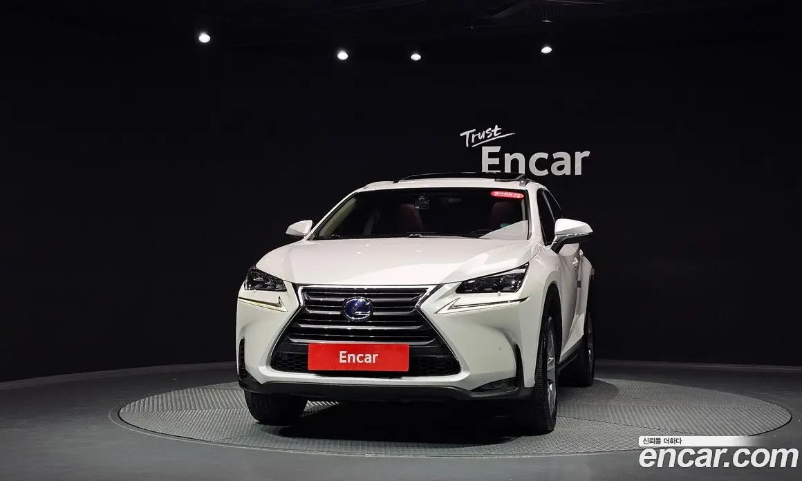 Lexus NX 2017 2.5 АКПП, фото 2 Lexus NX 2017 2.5 АКПП, фото 2