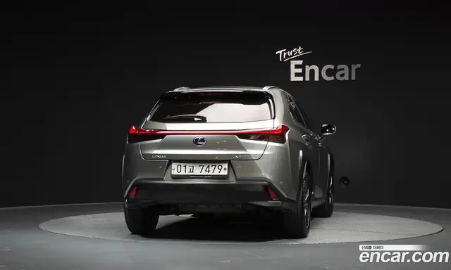 Lexus UX 2019 2.0 АКПП, миниатюра 4 Lexus UX 2019 2.0 АКПП, миниатюра 4