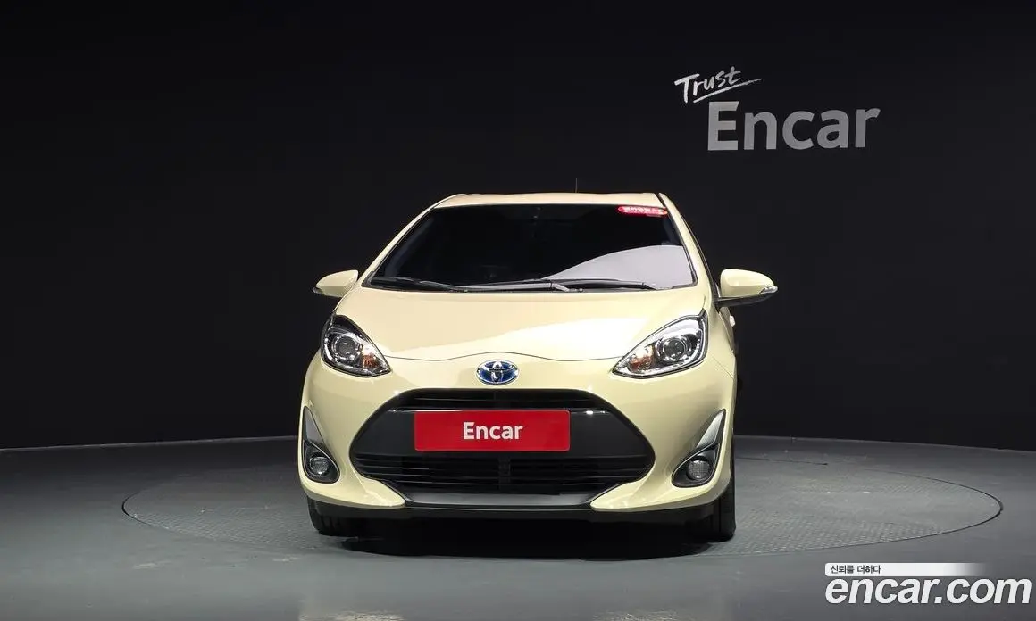 Toyota Prius 2019 1.5 АКПП, фото 2