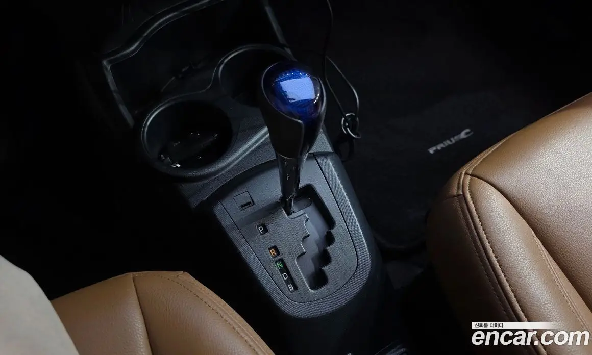 Toyota Prius 2019 1.5 АКПП, фото 11