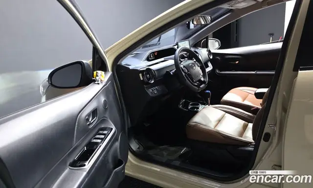 Toyota Prius 2019 1.5 АКПП, миниатюра 12