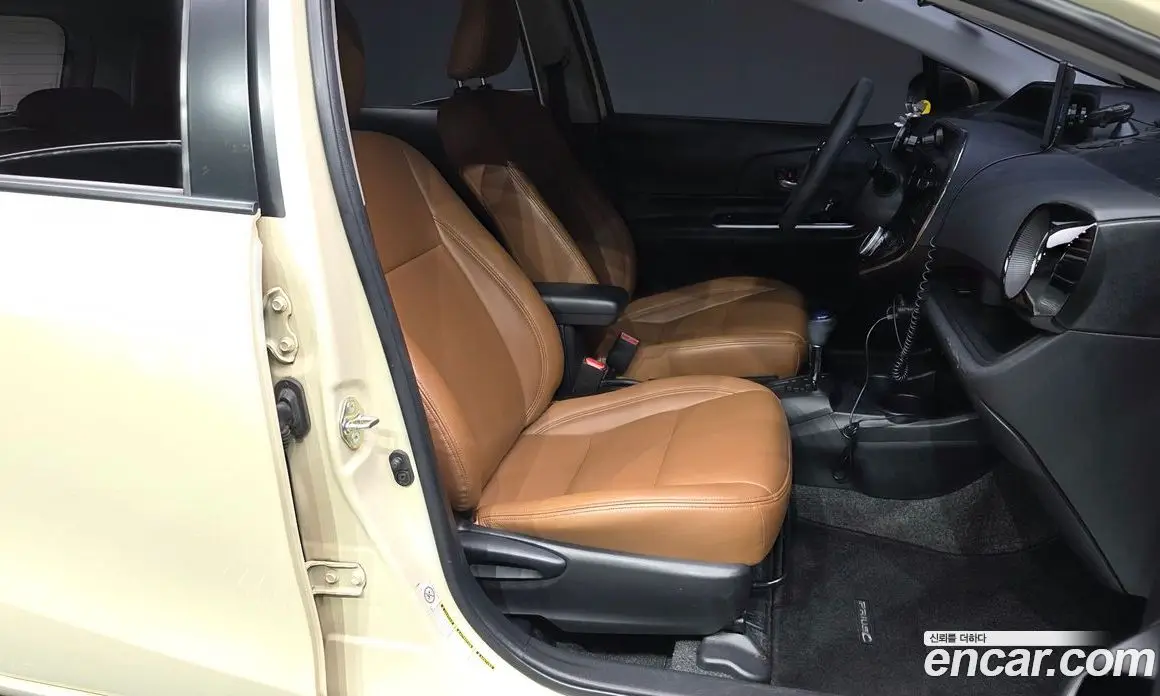 Toyota Prius 2019 1.5 АКПП, фото 16