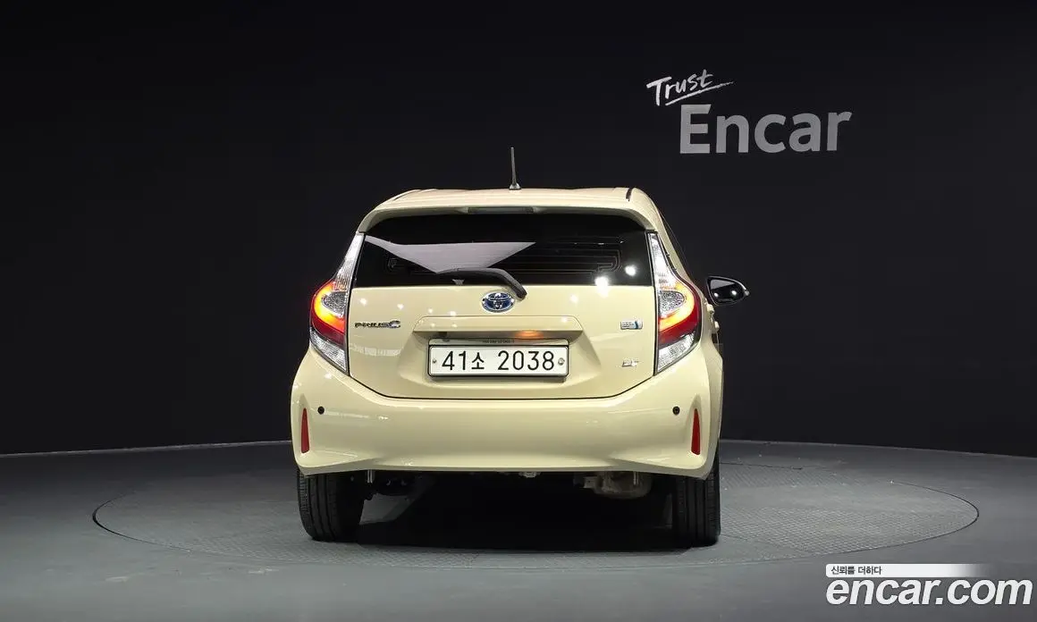 Toyota Prius 2019 1.5 АКПП, фото 3