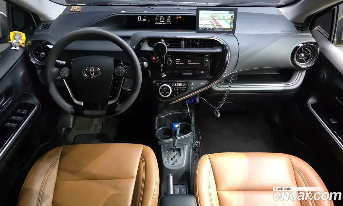 Toyota Prius 2019 1.5 АКПП, фото 9