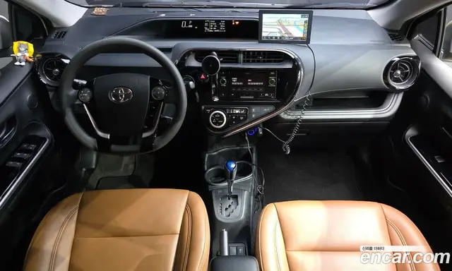 Toyota Prius 2019 1.5 АКПП, миниатюра 9