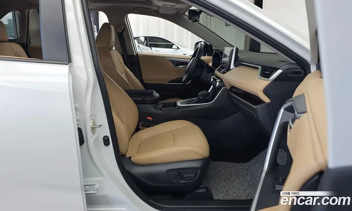 Toyota RAV4 2025 2.5 АКПП, фото 17