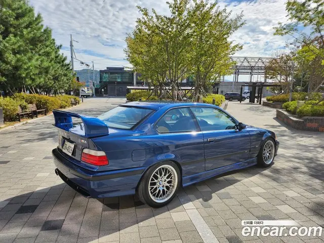 BMW M3 1995 3.0 МКПП, миниатюра 4